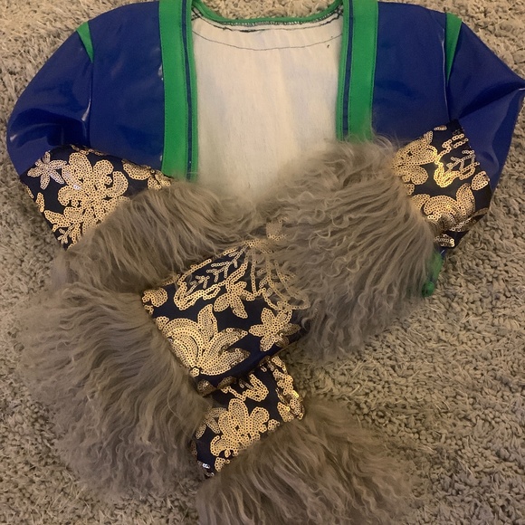 It’s time for a look - Picture 1 of 4